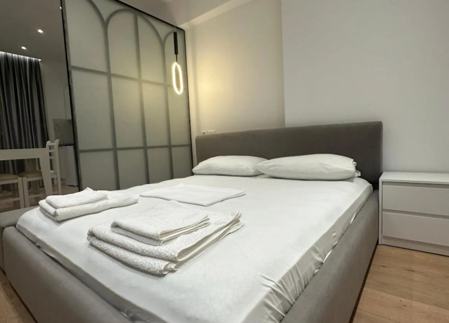 Center Apartment location